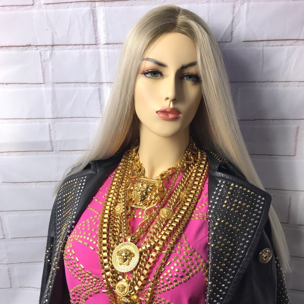 VERSACE - Picture 3 of 8